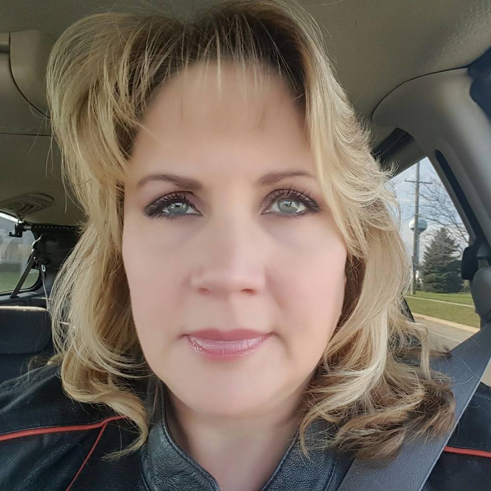 Meet your Posher, Lynda